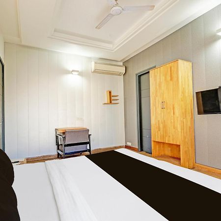 Townhouse Sector 49 Sohna Road Ξενοδοχείο Γκουργκάον Εξωτερικό φωτογραφία